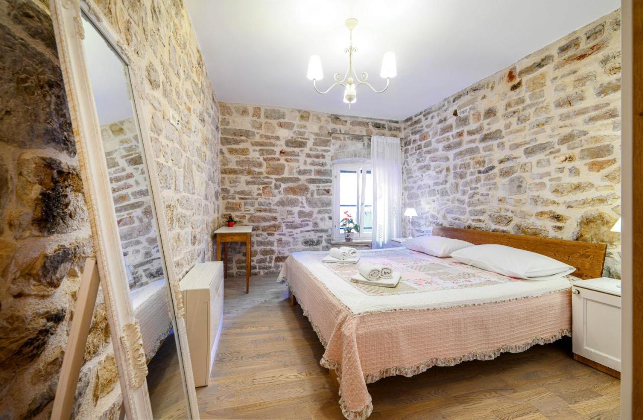 Apartments Festum Šibenik Exterior foto