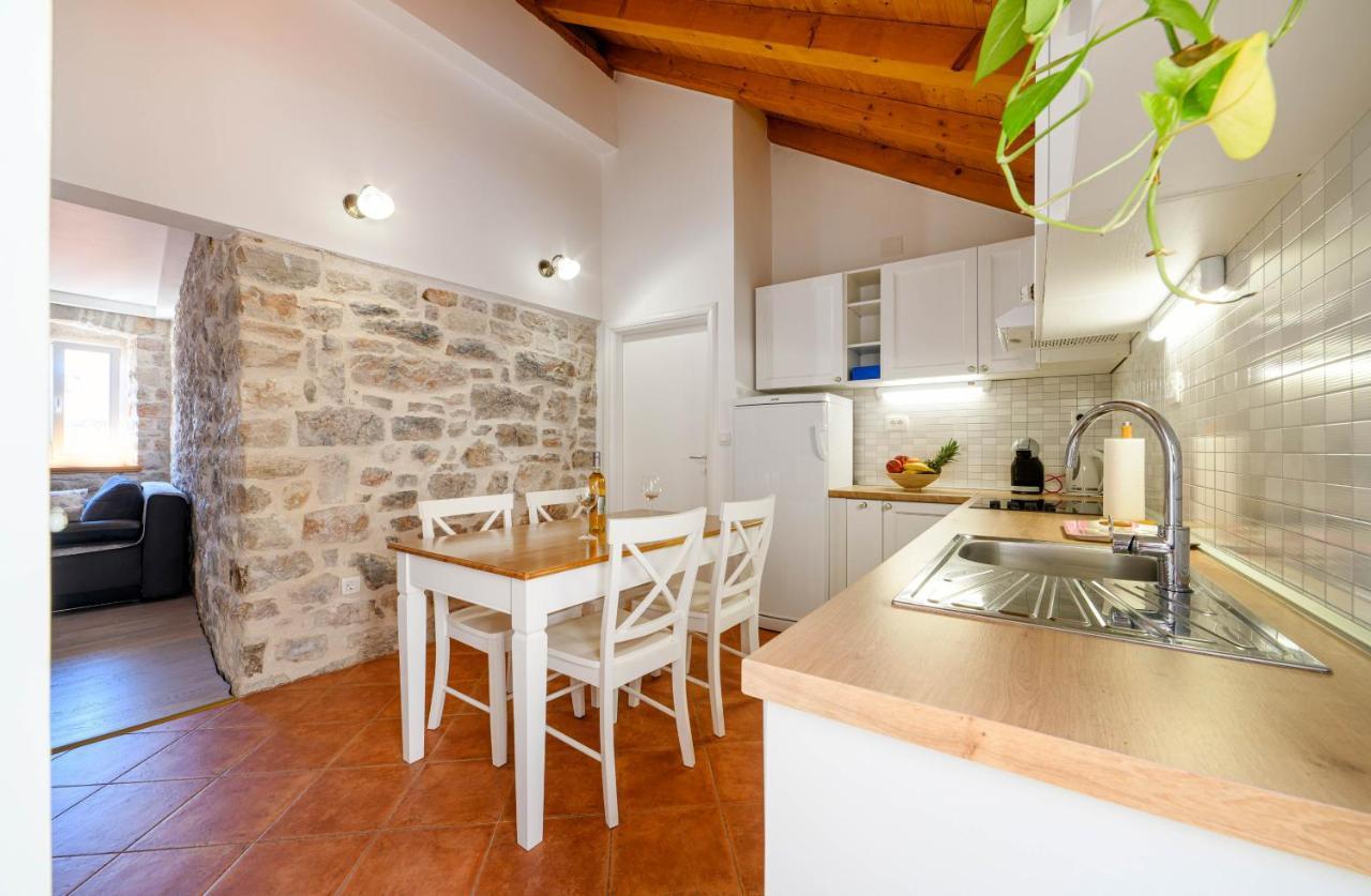 Apartments Festum Šibenik Exterior foto