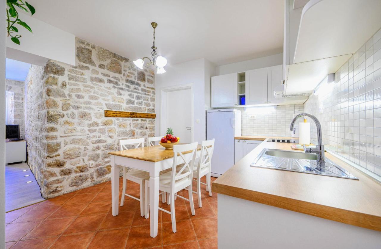 Apartments Festum Šibenik Exterior foto